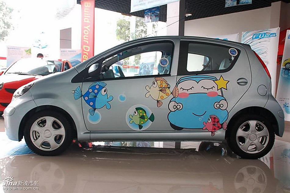 比亚迪F0到店实拍与街头实拍外观图