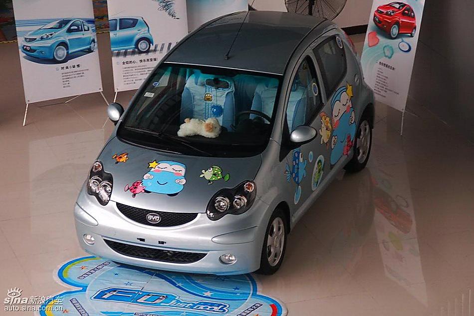 比亚迪F0到店实拍与街头实拍外观图