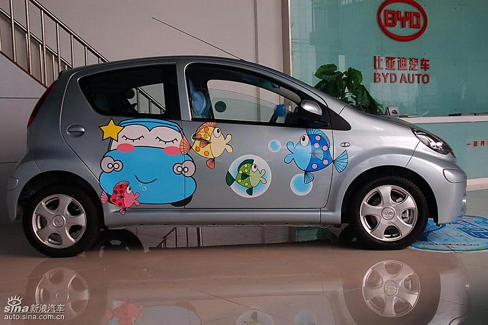 比亚迪F0到店实拍与街头实拍外观图