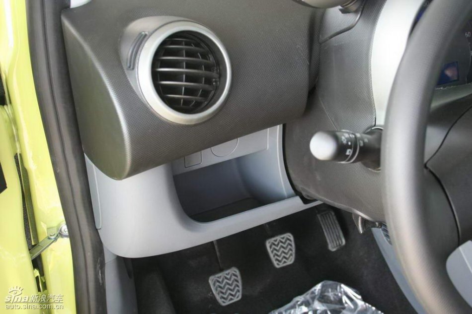 比亚迪F0内饰图