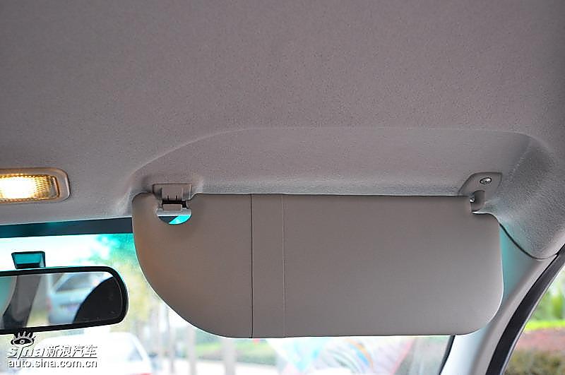 比亚迪F0实拍图--内饰