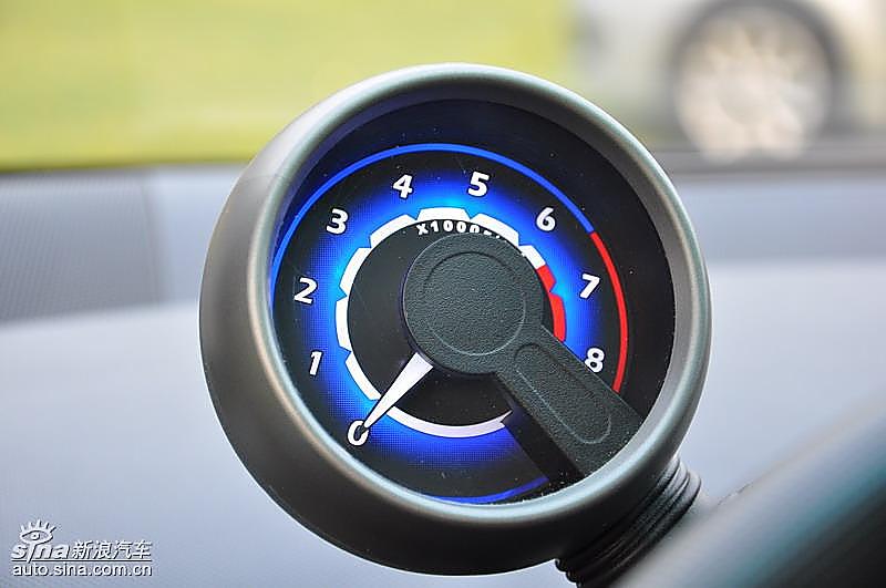 比亚迪F0实拍图--内饰