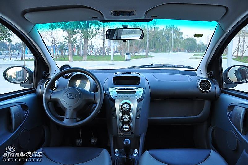 比亚迪F0实拍图--内饰