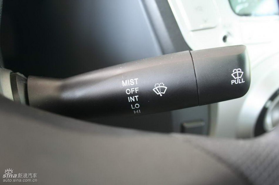 比亚迪F0内饰图