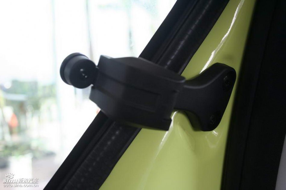 比亚迪F0内饰图