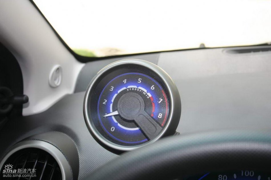 比亚迪F0内饰图