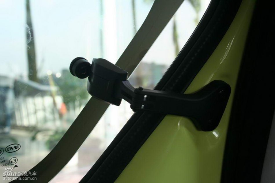 比亚迪F0内饰图