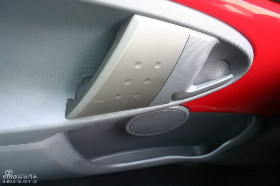 比亚迪F0内饰图