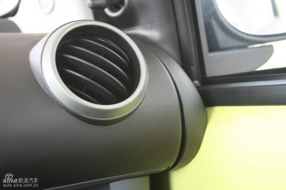 比亚迪F0内饰图