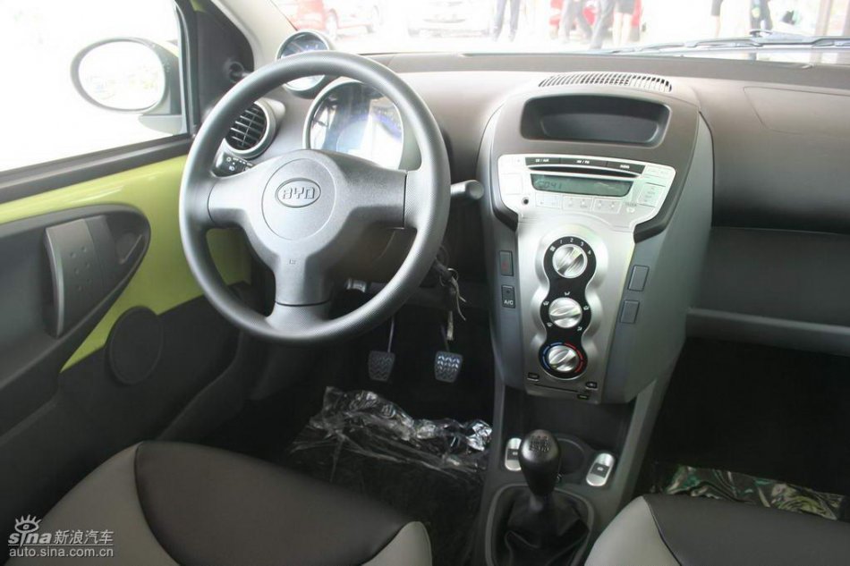 比亚迪F0内饰图