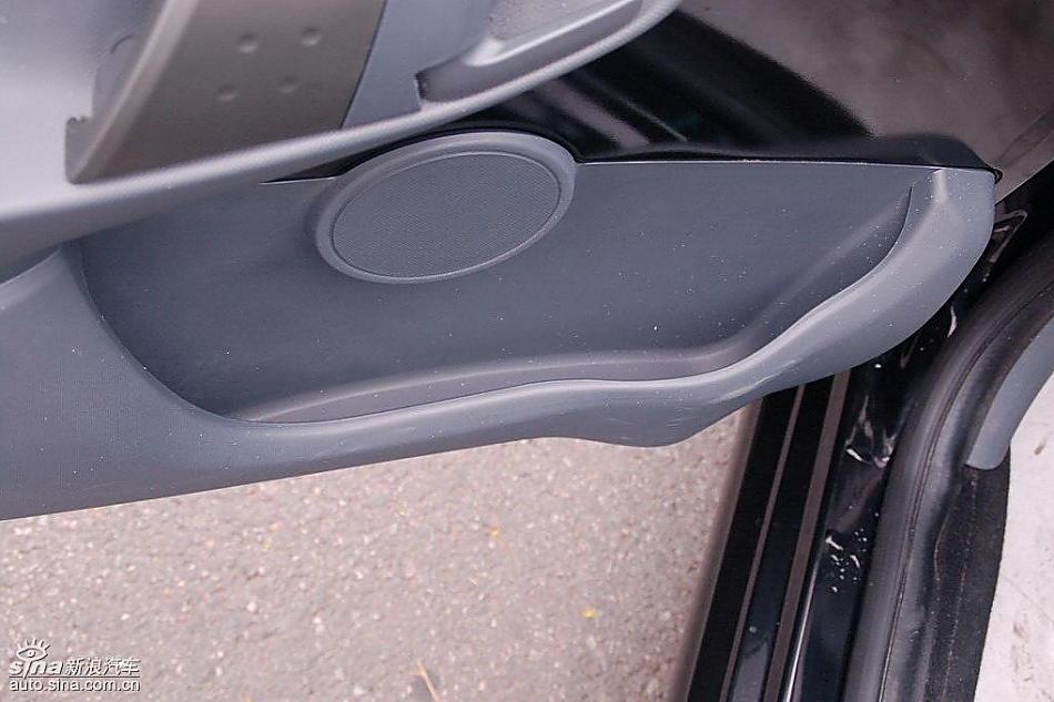 比亚迪F0到店实拍与街头实拍内饰