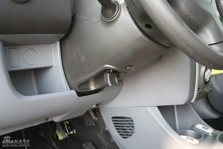 比亚迪F0内饰图