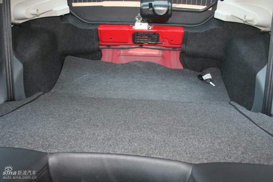 比亚迪F0内饰图