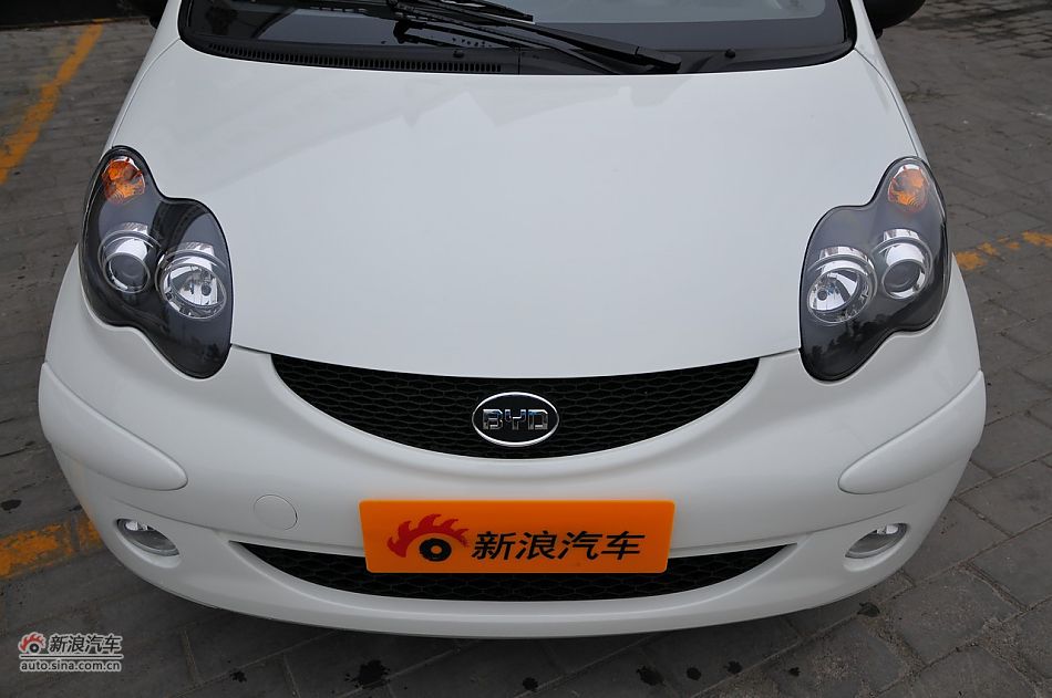 2011款比亚迪F0尚酷爱国版1.0L悦酷型