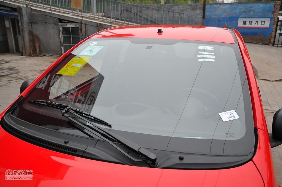 2011款比亚迪F0尚酷爱国版1.0L炫酷型