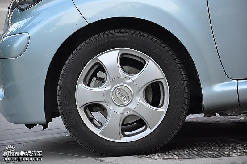 比亚迪F0实拍图--细节
