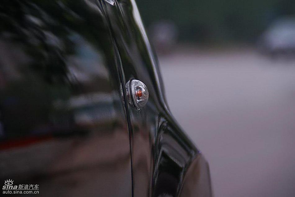 比亚迪F0到店实拍与街头实拍外观图