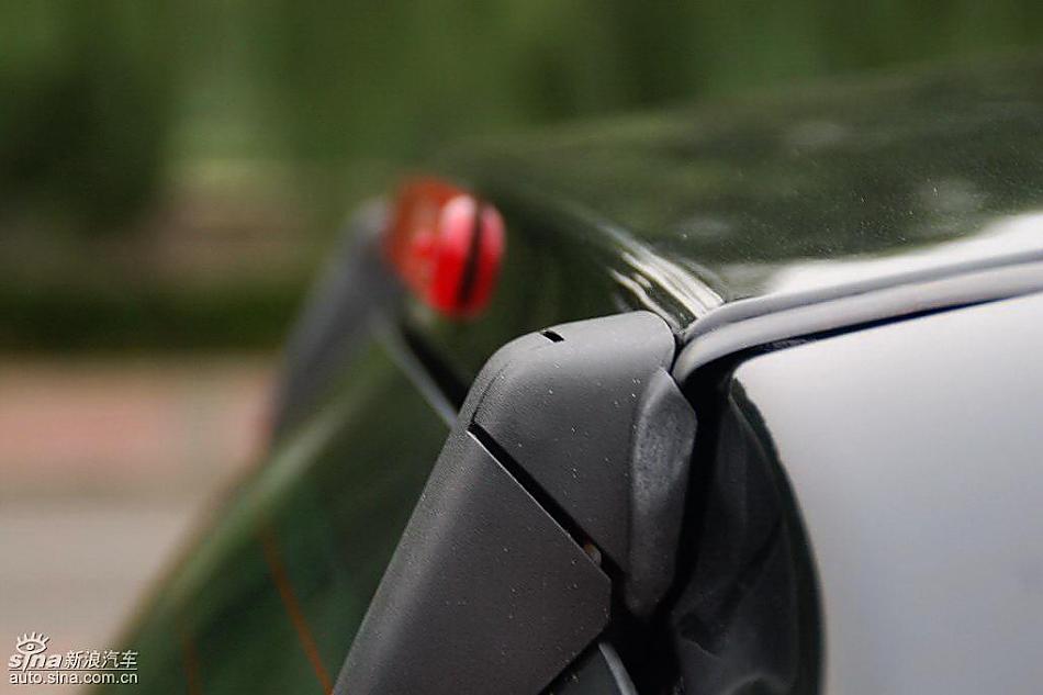 比亚迪F0到店实拍与街头实拍外观图