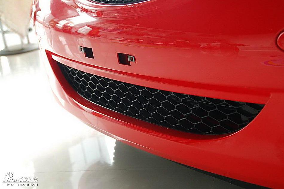 比亚迪F0到店实拍与街头实拍外观图