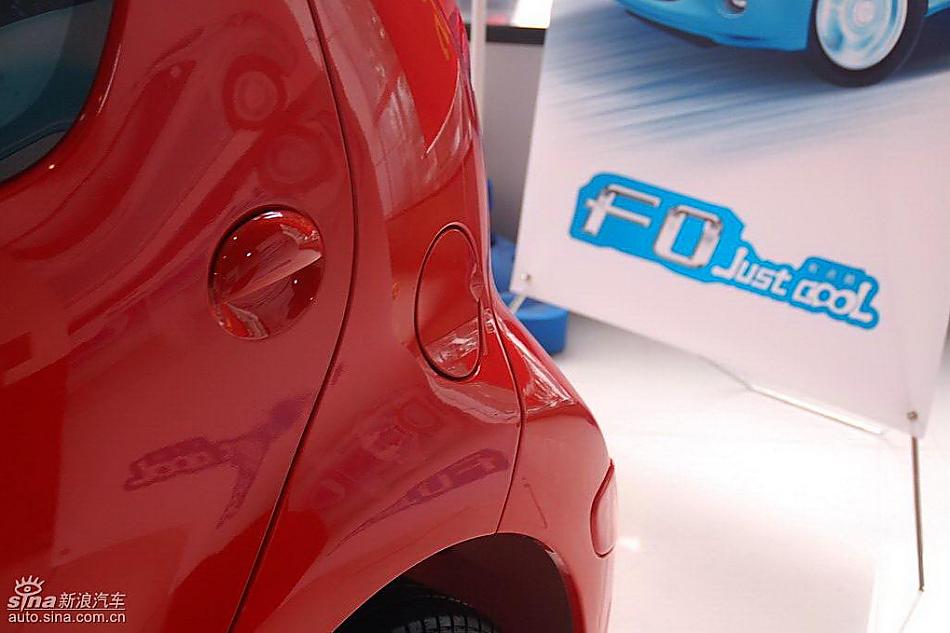 比亚迪F0到店实拍与街头实拍外观图
