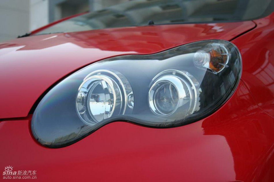 比亚迪F0外观图