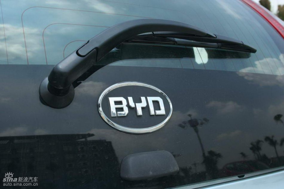 比亚迪F0外观图