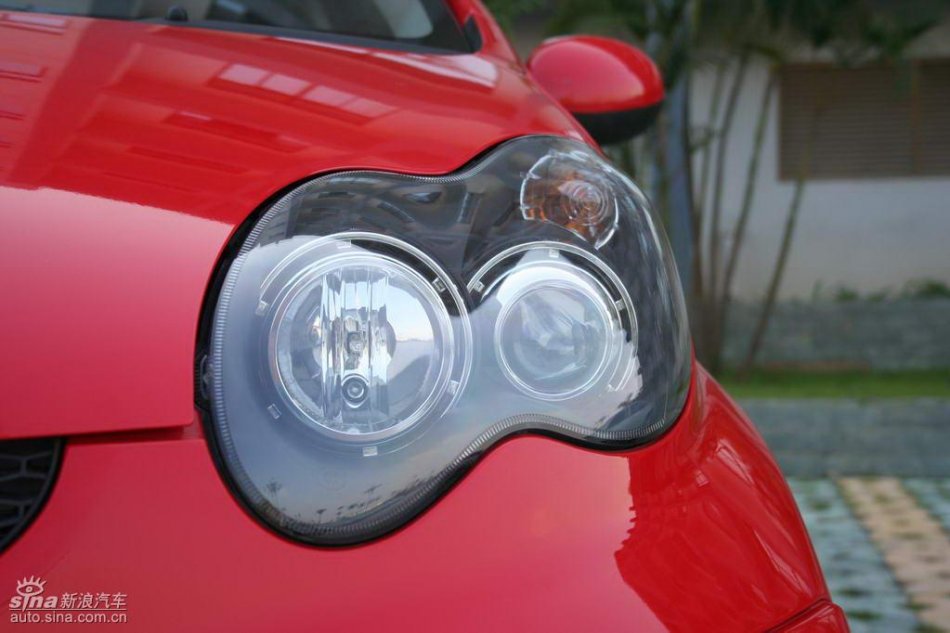 比亚迪F0外观图