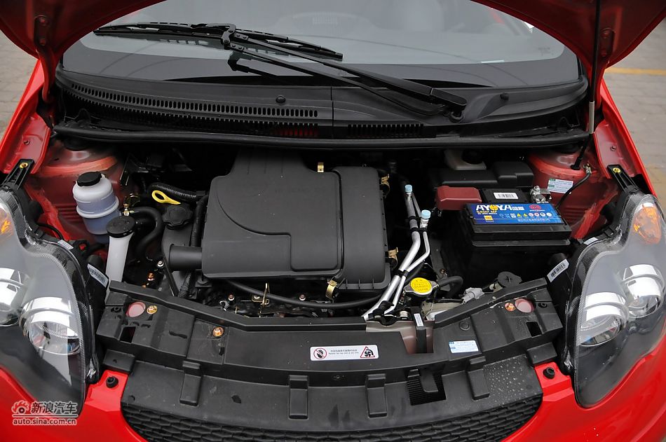 2011款比亚迪F0尚酷爱国版1.0L炫酷型