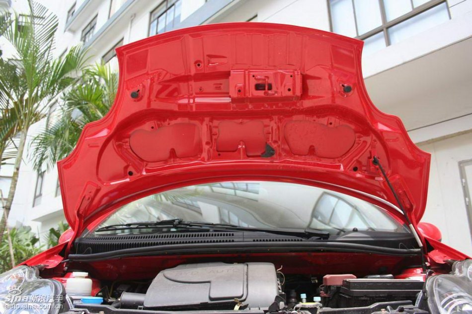 比亚迪F0实拍图