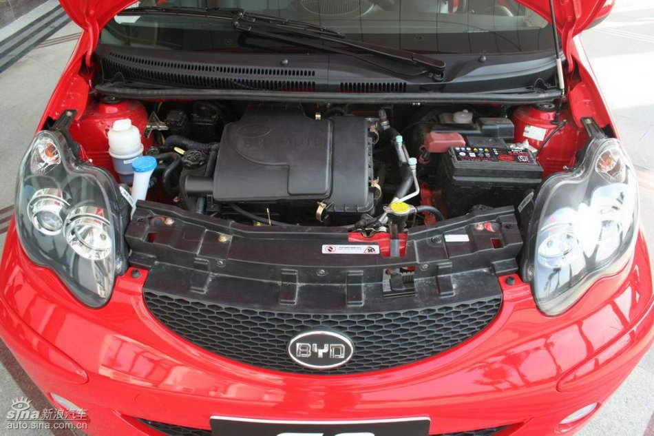 比亚迪F0实拍图