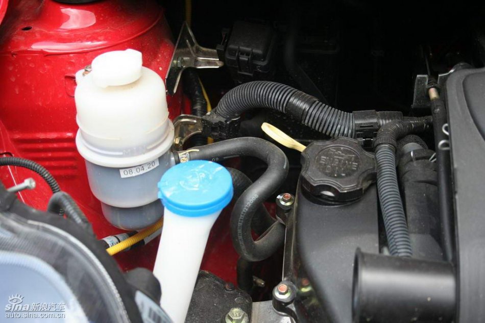 比亚迪F0实拍图