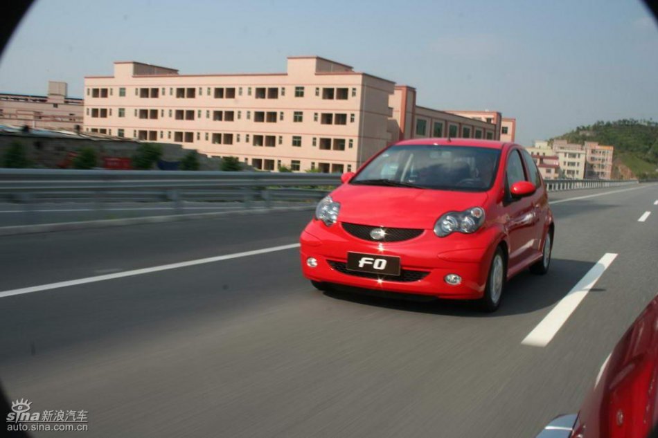 比亚迪F0外观图