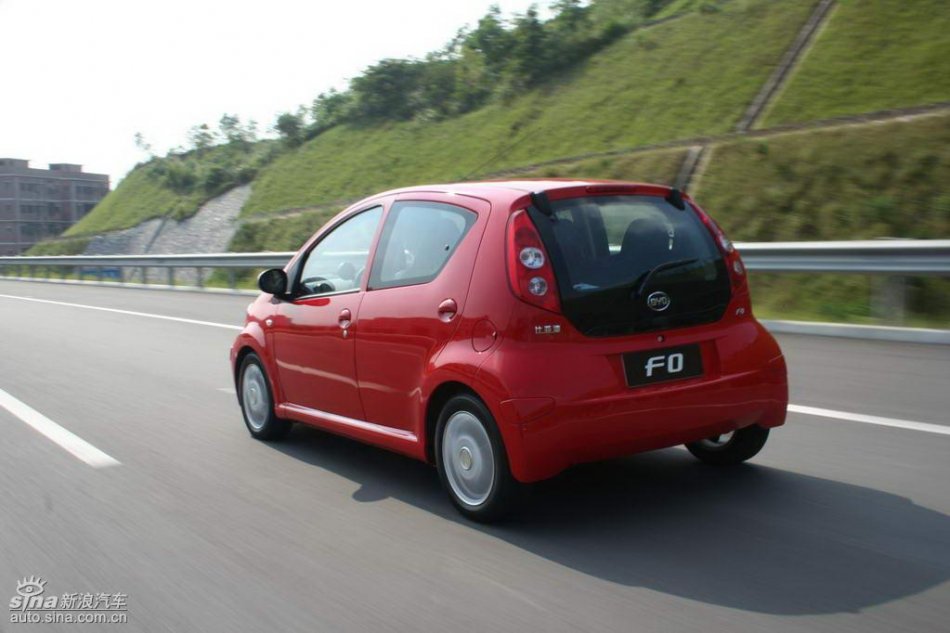 比亚迪F0外观图