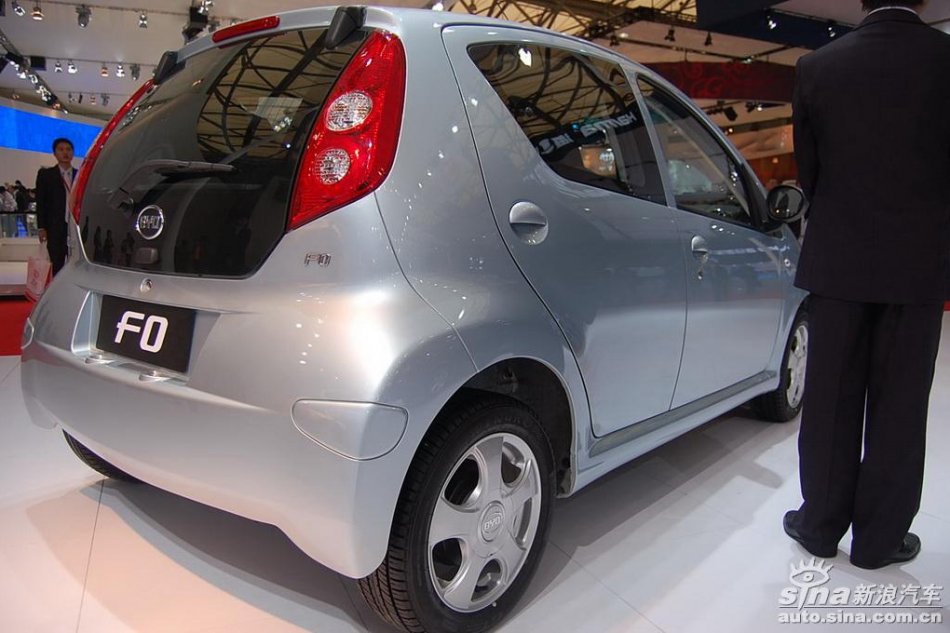 比亚迪F0