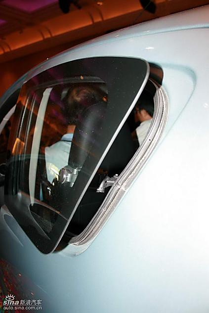 F0上市现场实拍