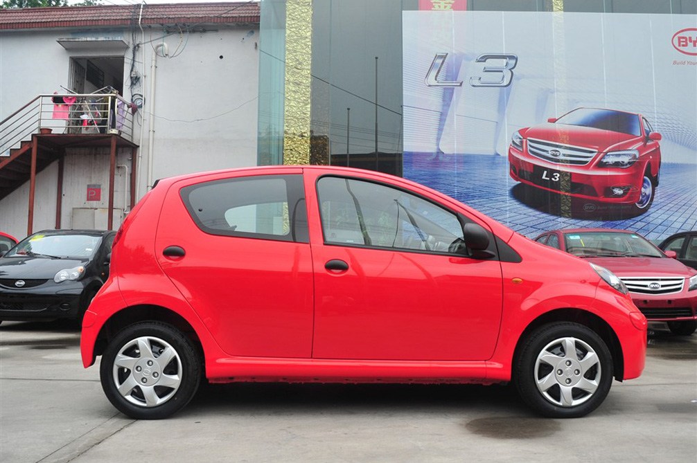 比亚迪F0 2012款 1.0L MT 悦酷型 外观