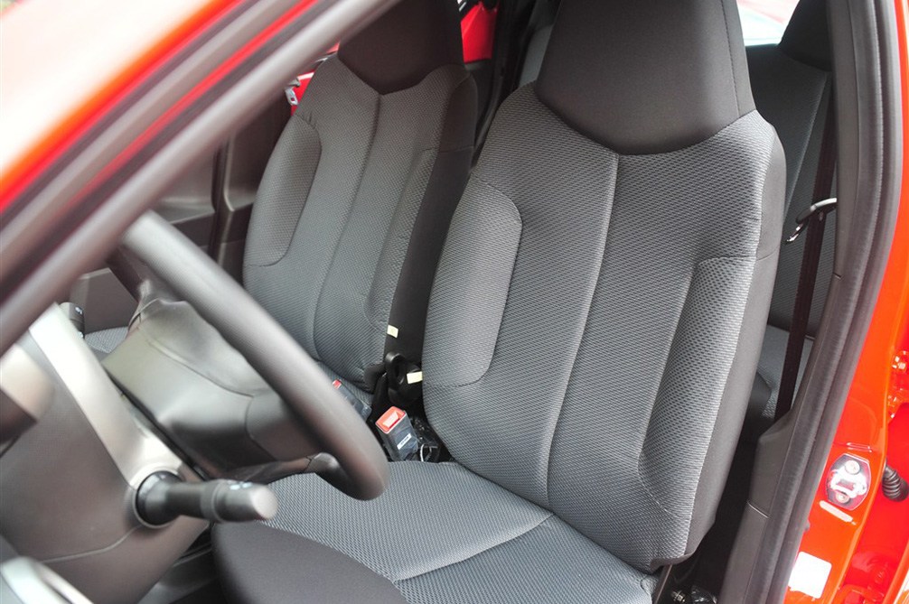 比亚迪F0 2012款 1.0L MT 悦酷型 