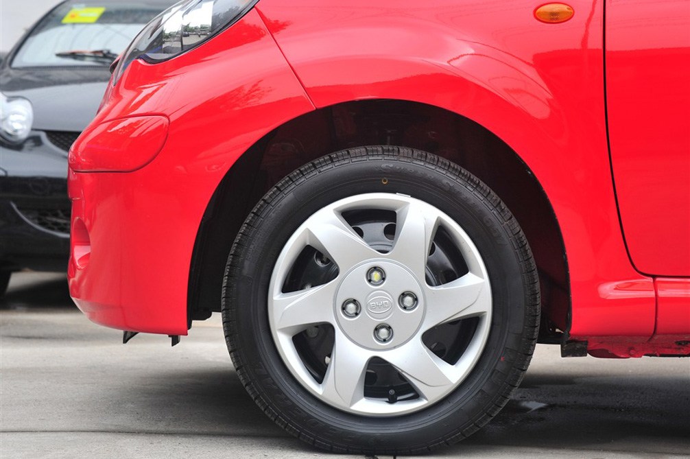 比亚迪F0 2012款 1.0L MT 悦酷型 