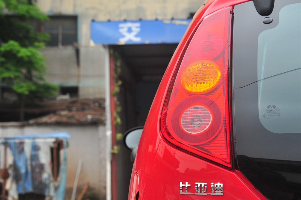 比亚迪F0 2012款 1.0L MT 悦酷型 