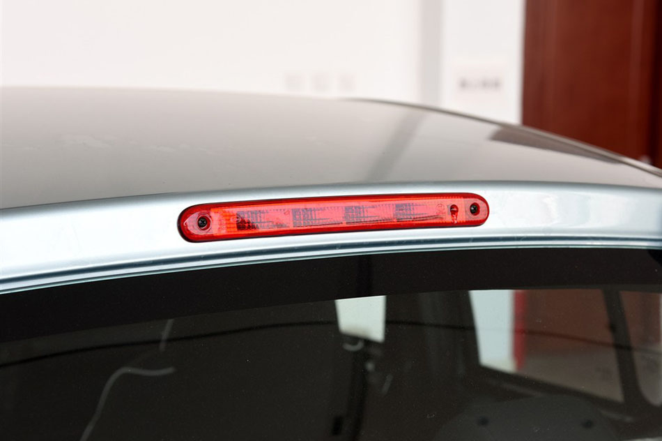 2015款 1.0L 悦酷型 细节