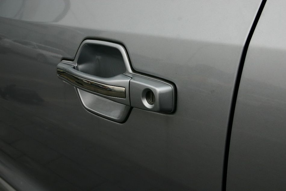 长丰三菱帕杰罗V73外观