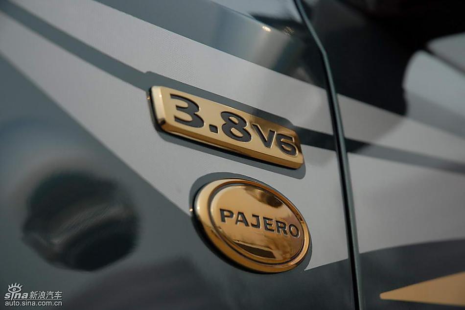 08款长丰三菱帕杰罗外部细节