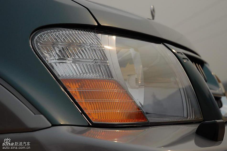 08款长丰三菱帕杰罗外部细节