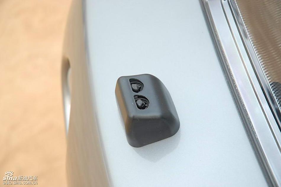 08款长丰三菱帕杰罗外部细节