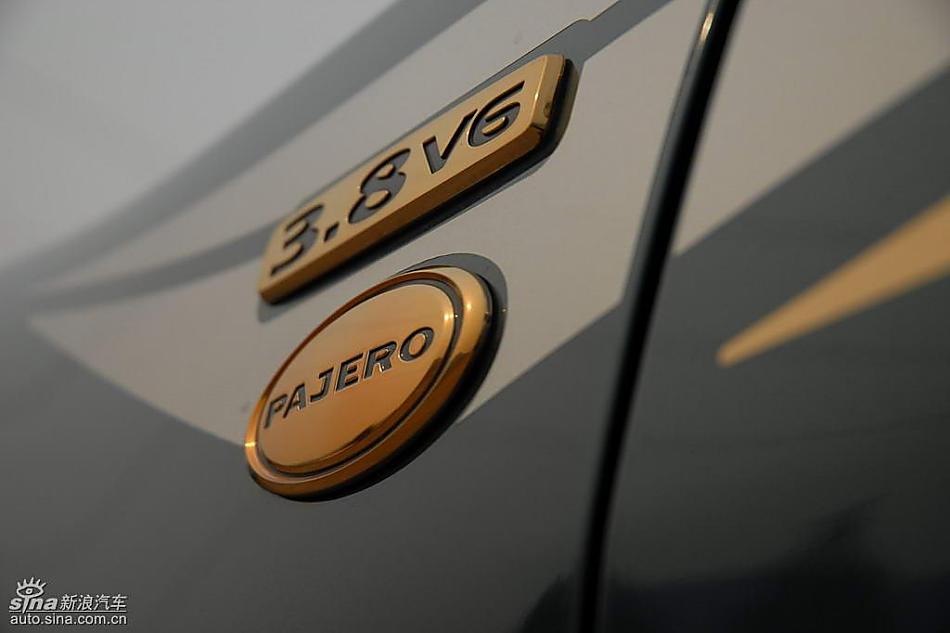 08款长丰三菱帕杰罗外部细节