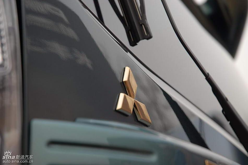 08款长丰三菱帕杰罗外观