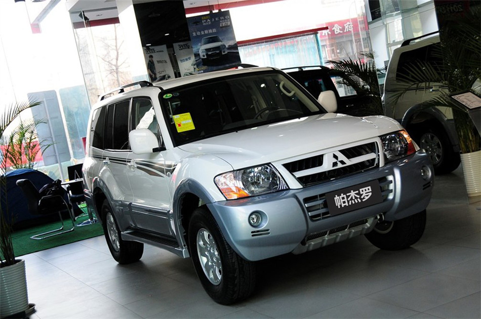 V73 2011款 3.0L AT GLS 外观