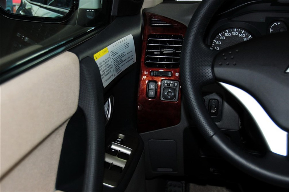 V73 2011 3.0L AT GLS 