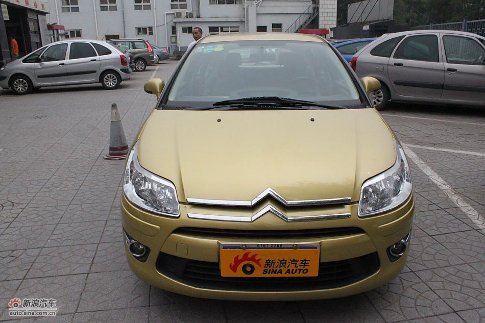 世嘉两厢外观及外部细节