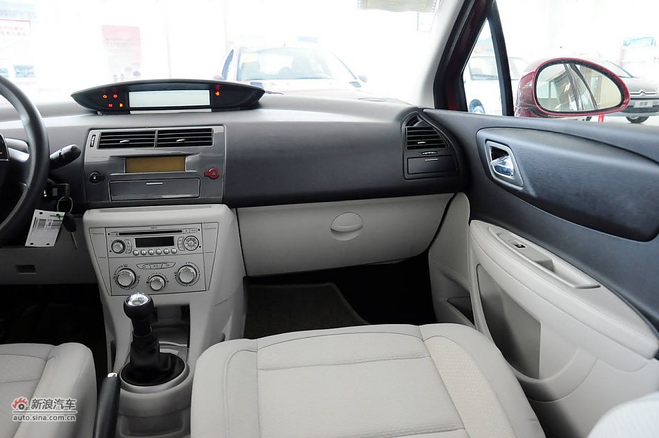 2011款世嘉两厢实拍